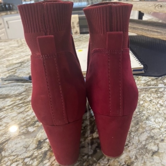 Red Suede Boot shoes Size 6.5 - Picture 5 of 12